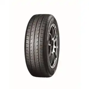 225/40 R18 92W YOKOHAMA ES32A
